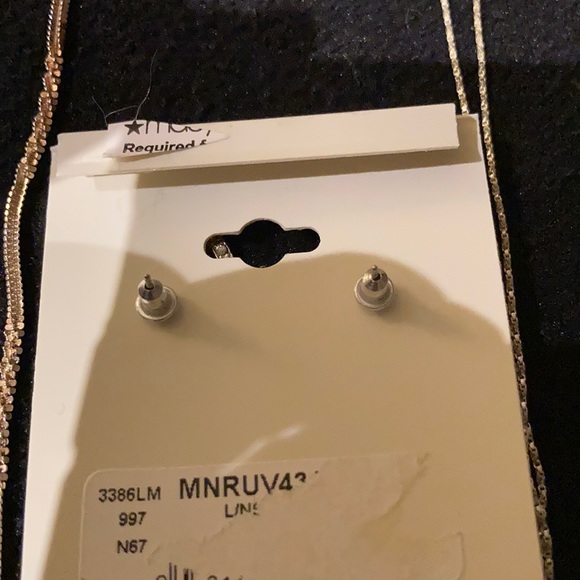 Costume Jewelry Bundle - Picture 5 of 7